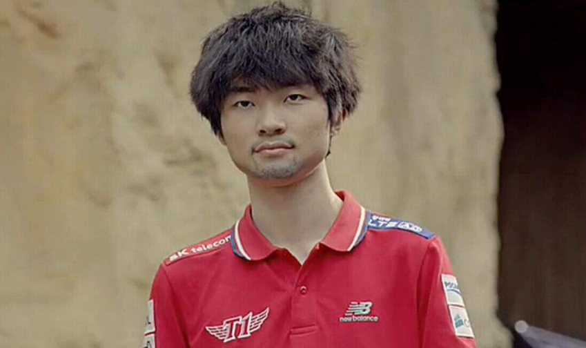 九游账号登录 Faker迎来三赛季出色发挥，FPX观众热烈欢呼！引发球迷热议