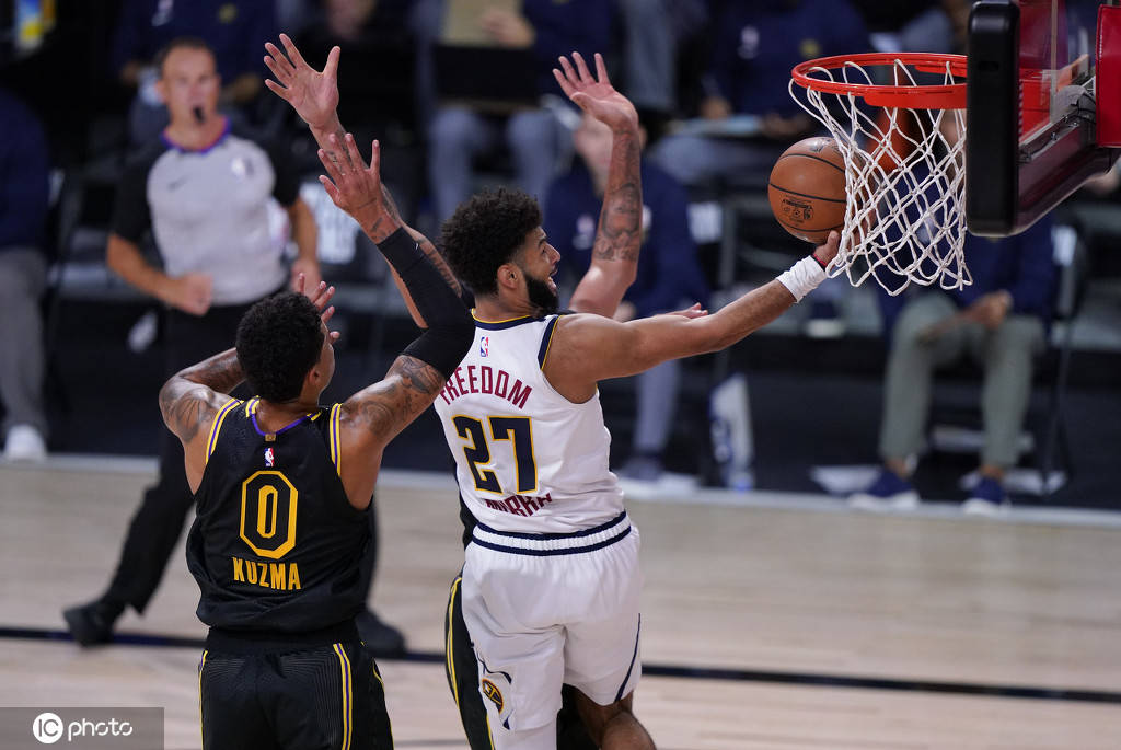 九游手游网页版德罗巴连续十场比赛得分超过惊险取胜，湖人挑战极限！(德国对战巴西7比1震惊世界)